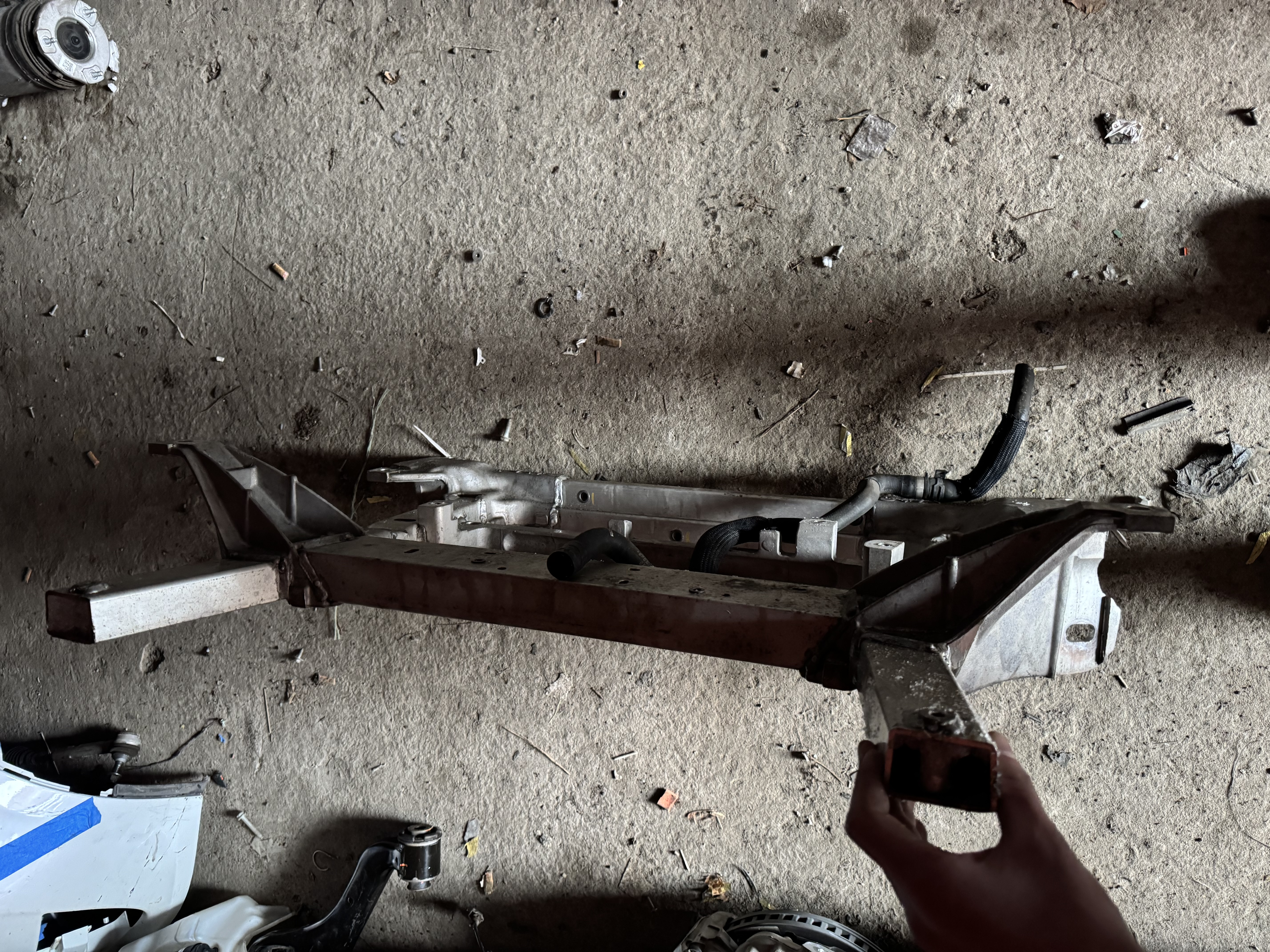 Підрамник Tesla x 2019-2020 2