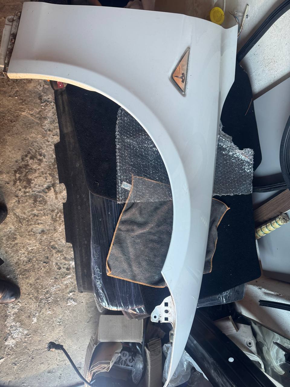 Крило Tesla S 12-20 3