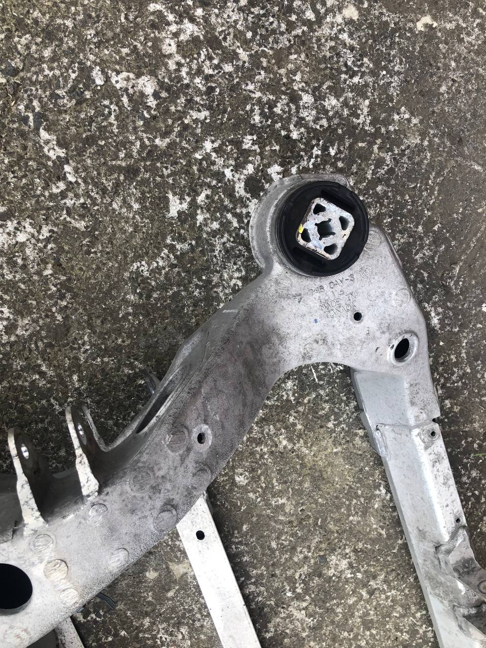 Підрамник задній Tesla Model S AWD RWD 12-20 , 1009826-00-A 2