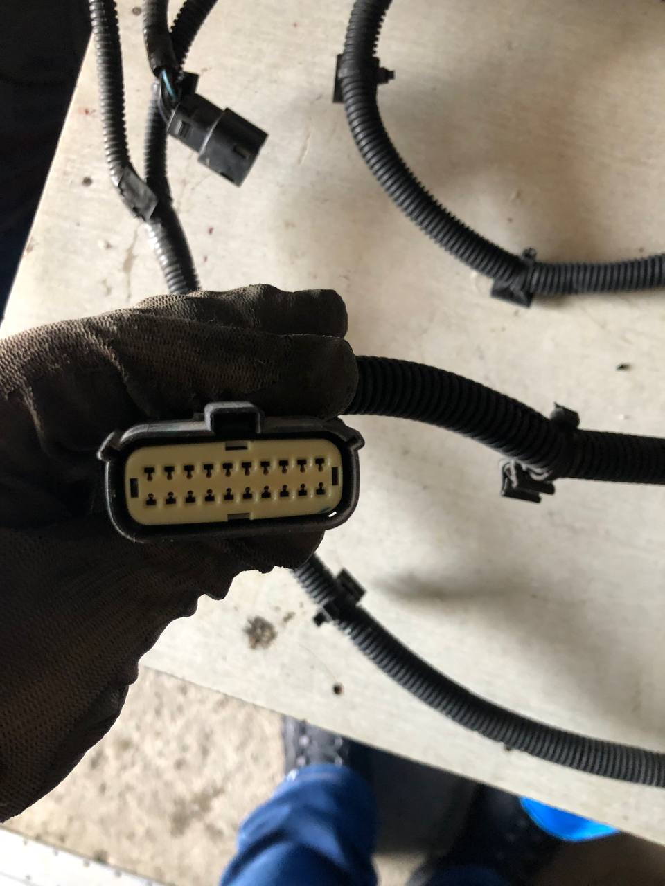 Проводка переднього бампера Tesla Model S 12-15 дорест без парктроніків , 1004420-00-F 3