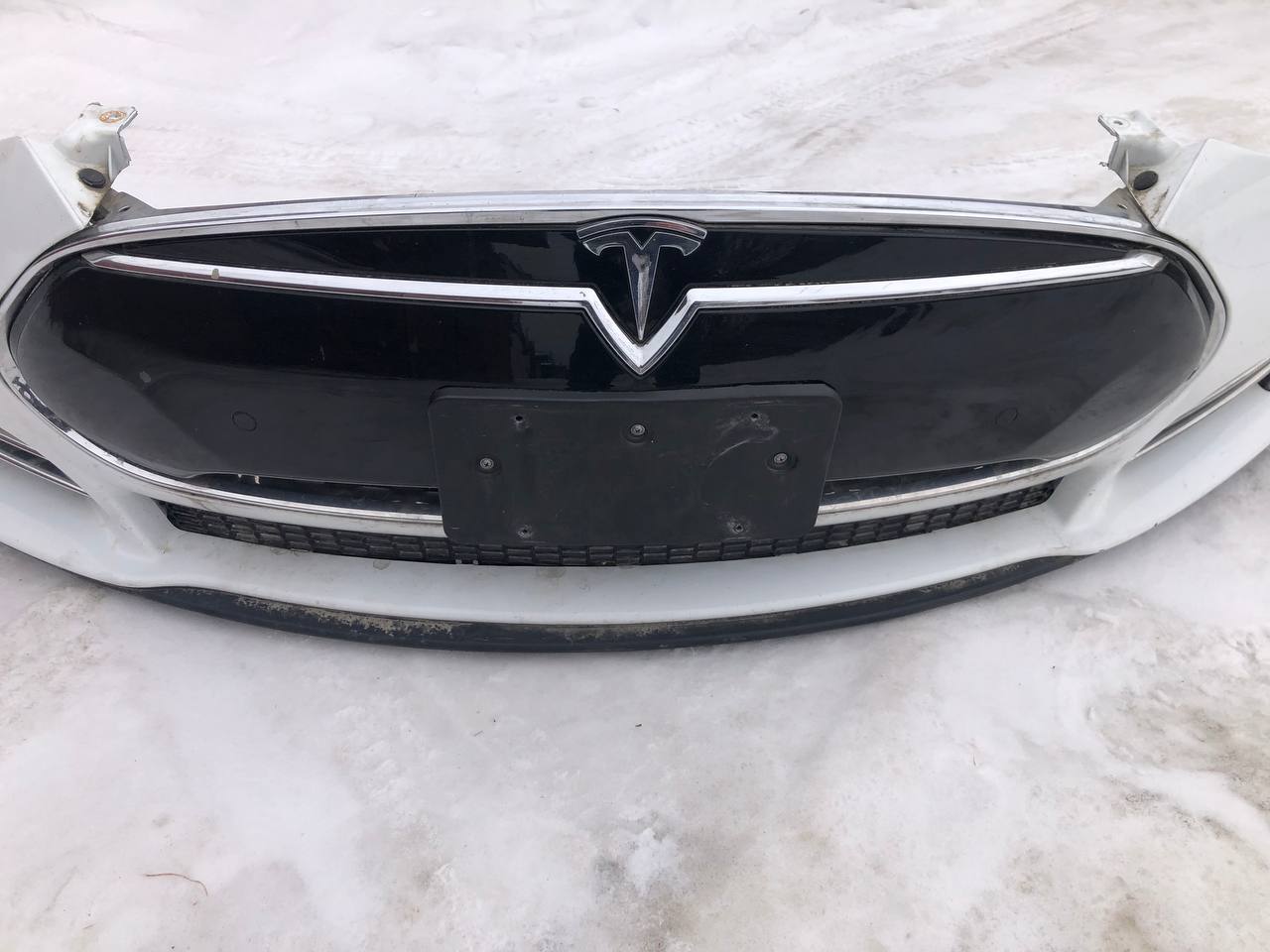 Бампер передній Tesla S 12-15 в зборі 6