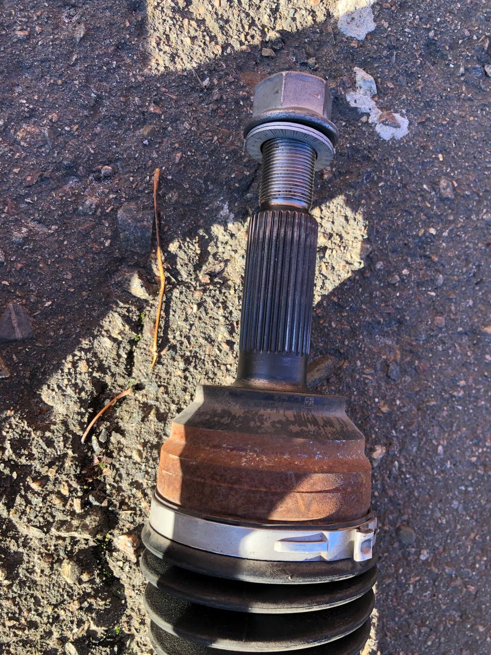 Піввісь Tesla S 16-20 , 4WD права і ліва 1030616-00-B 1030615-00-D 4