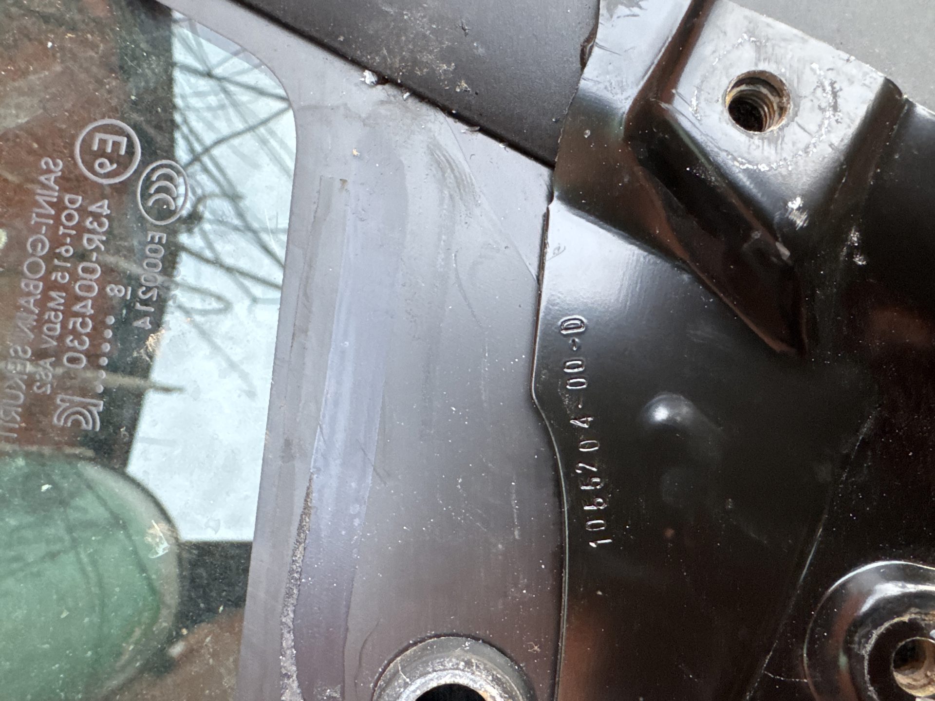 Форточка права Тесла Х 4