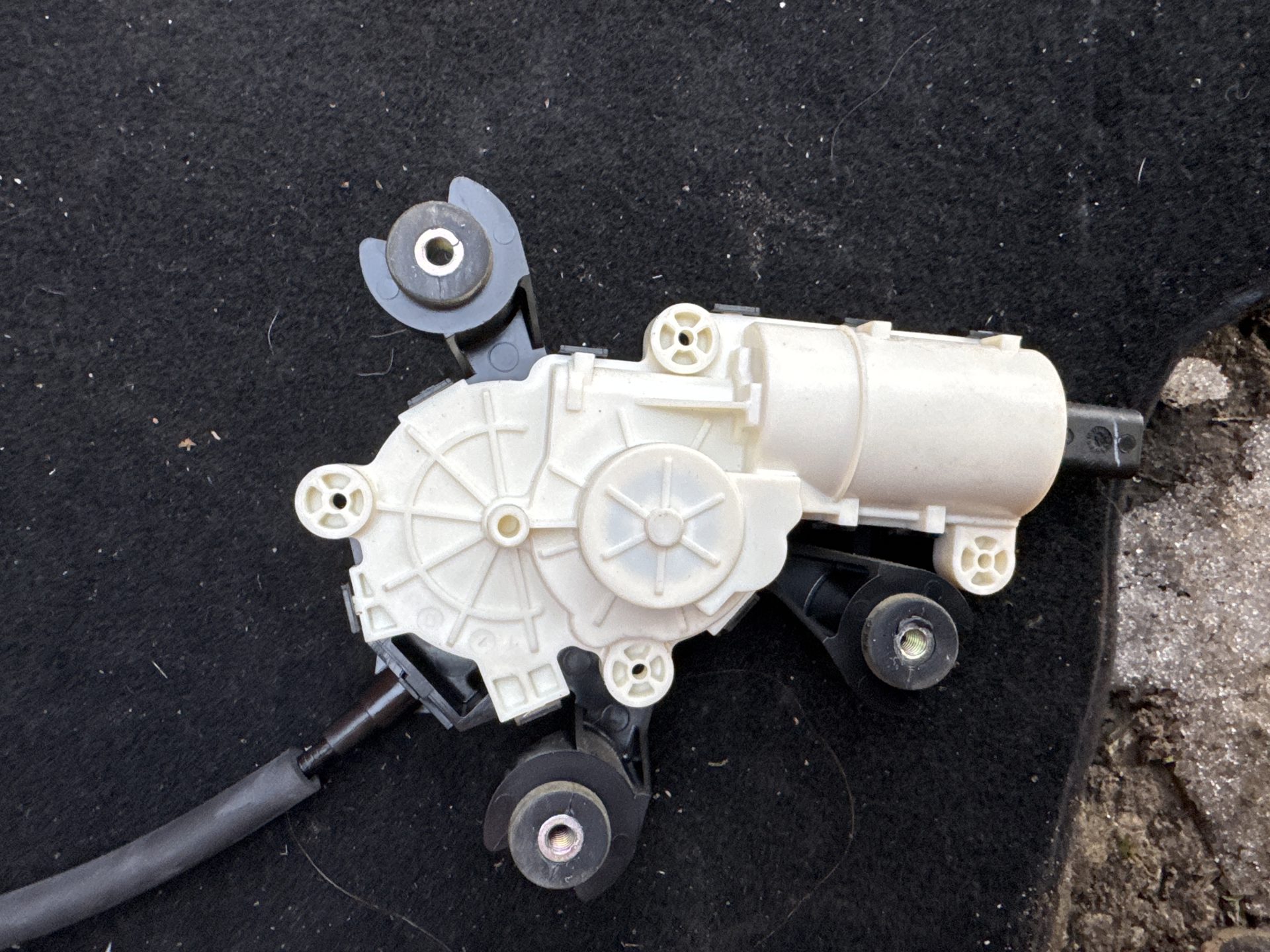 Дотяжка Багажника Тесла х 2