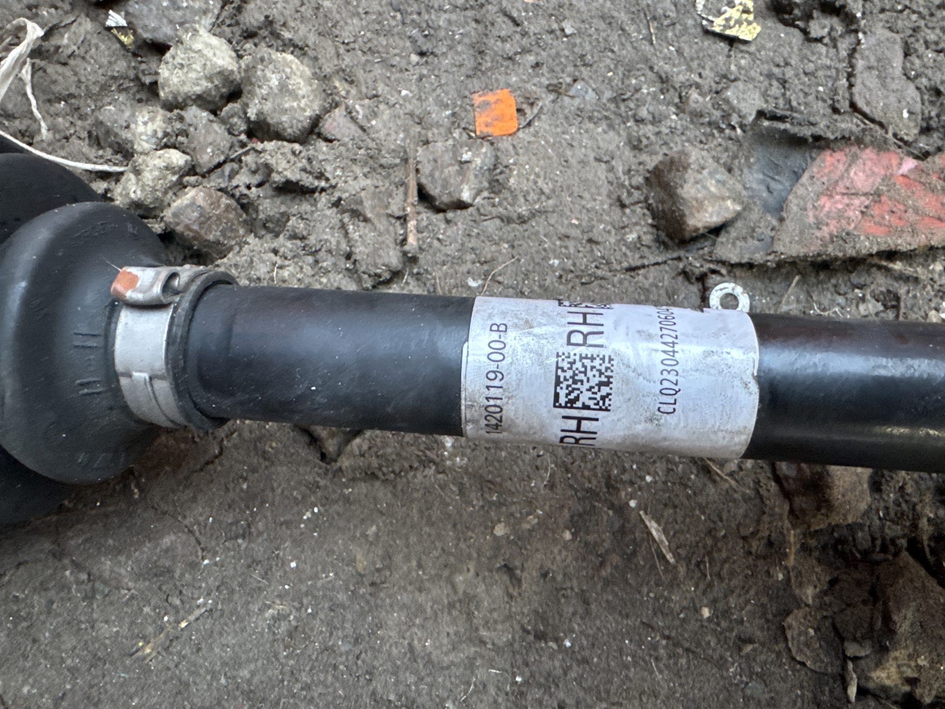 Піввісь Тесла Х (2019-2020) 2